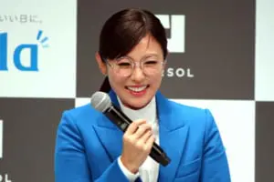 広告企画 深キョンの豊かな胸に中村倫也の手が…! 「そこにパイがあったから」に悶絶の声